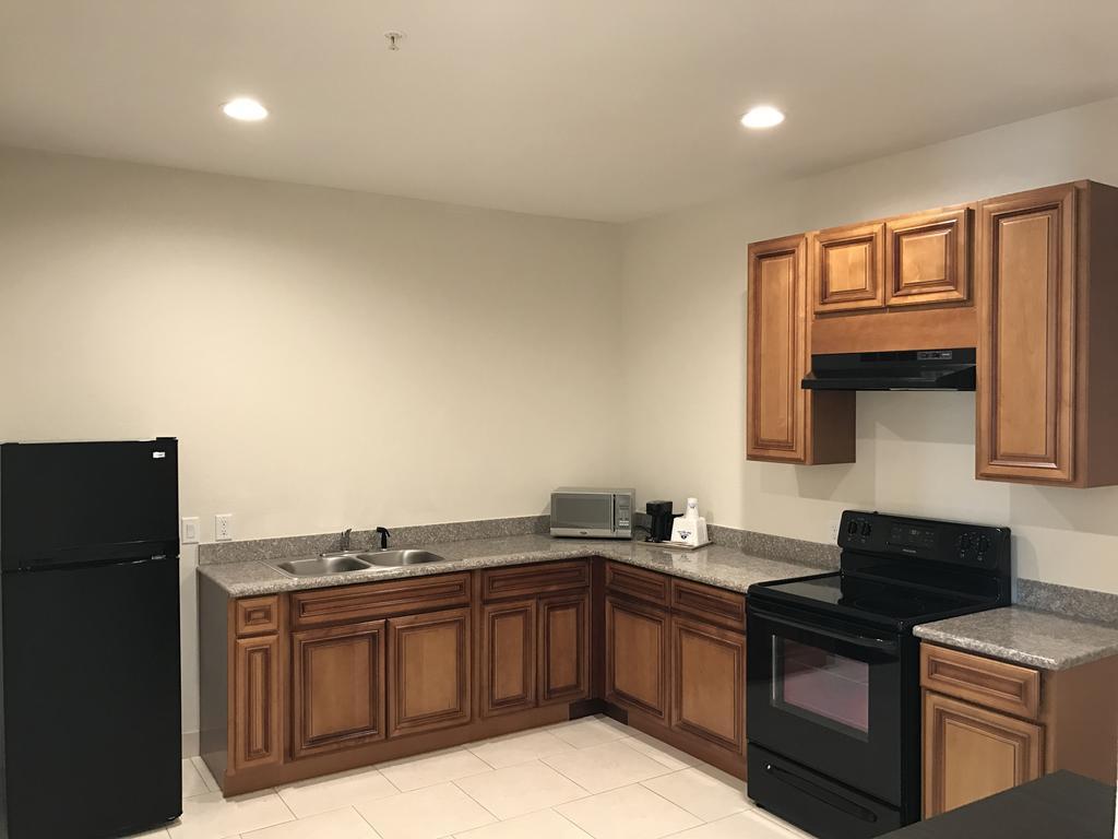 Regency Inn & Suites- Nw Houston 저지빌리지 외부 사진