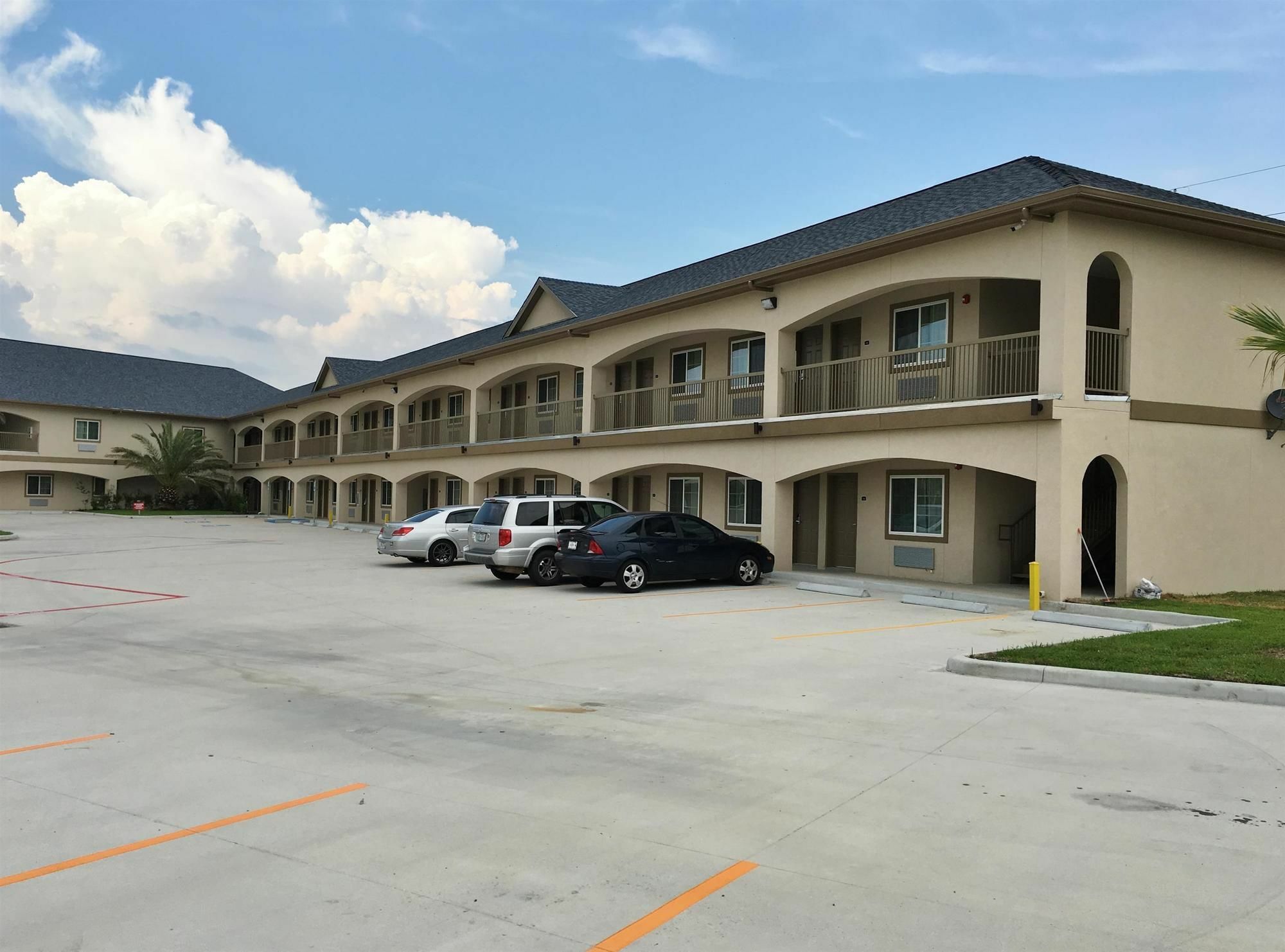 Regency Inn & Suites- Nw Houston 저지빌리지 외부 사진